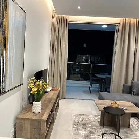 شقة Joanna & Arya Engomi Apts