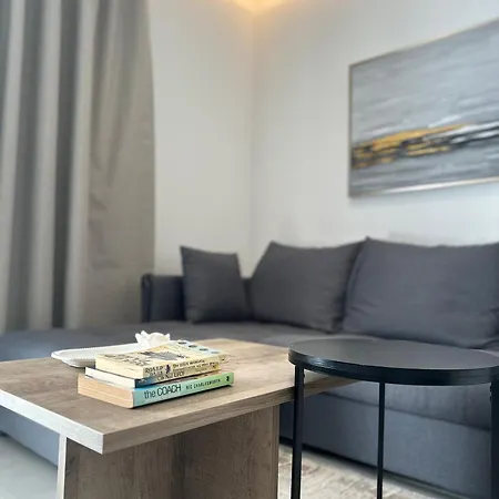 Joanna & Arya Engomi Apts * نيقوسيا