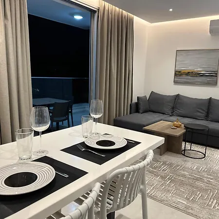 아파트 Joanna & Arya Engomi Apts *